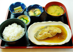 煮魚定食